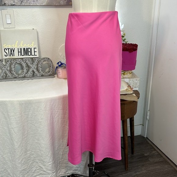 ANEWDay Skirt - Picture 3 of 12